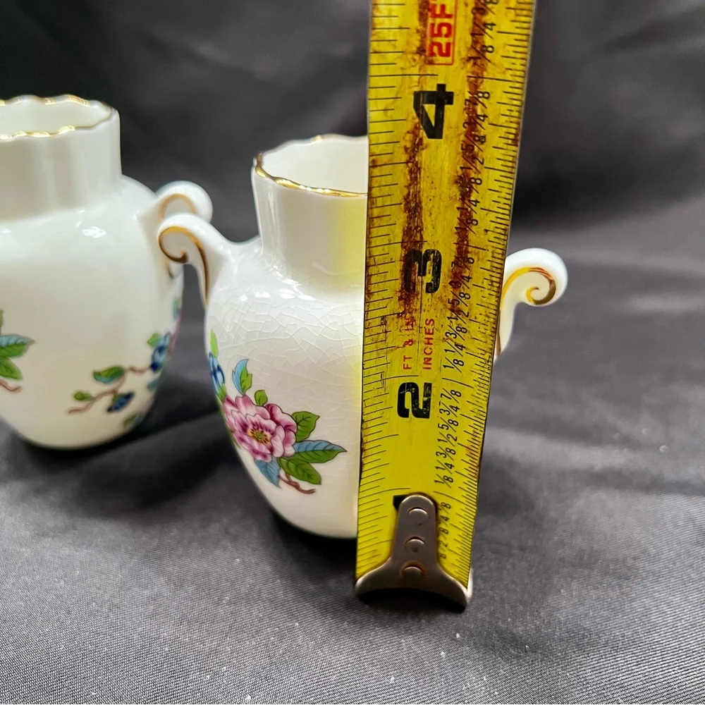 Set Of 2 Aynsley Pembroke Vase c1985-2015 Reproduction of 18thC Design‎ 3.25”